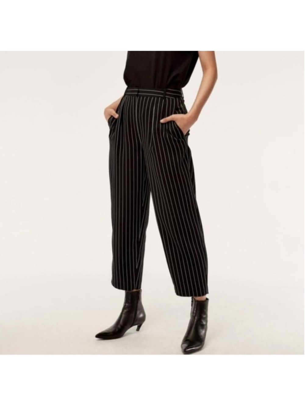 Aritzia Babaton Modesto NEW black pinstripe pleat front womens trousers Size 0